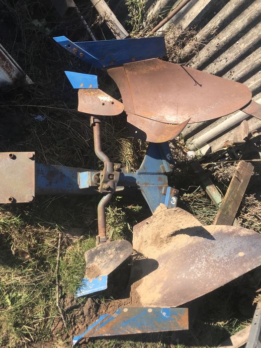 Плуг Оборотний 3+1