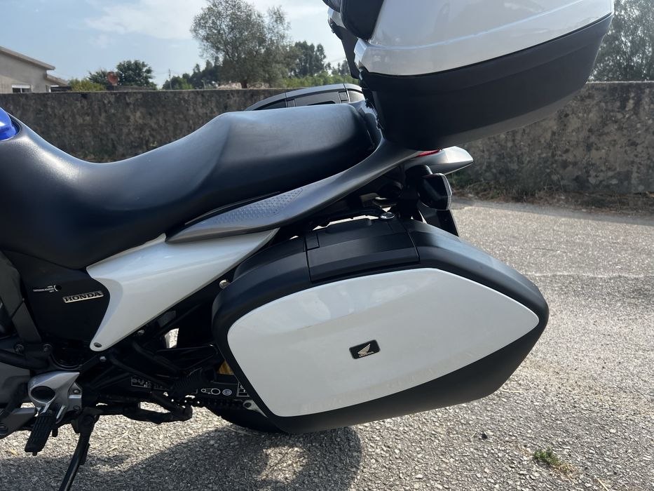 Honda transalp xl700 versao com abs