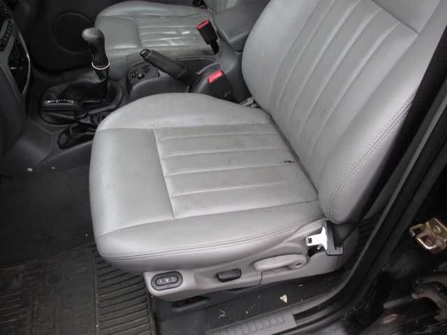 NA CZĘŚCI - JEEP Cherokee KJ Liberty 2.8CRD Manual 6b 2007r Czarny PX8 Co potrzeba?