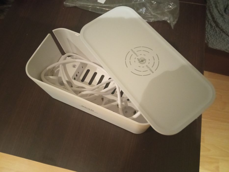 Organizer przewodów BEVA Wireless