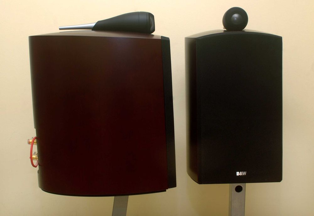 Colunas B&W Nautilus 805