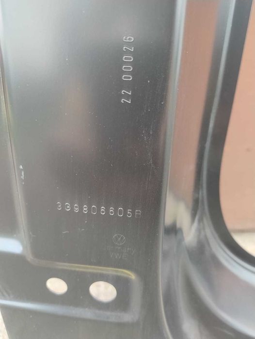 VW Passat B8 14-22 słupek A próg lewy