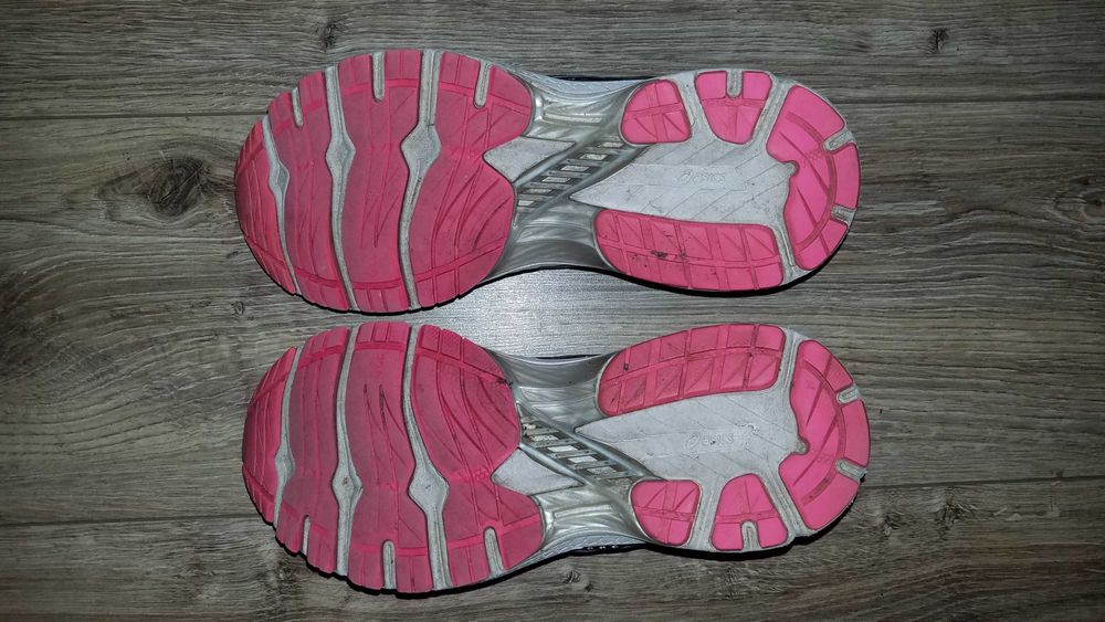 Buty ASICS GT-2000 8 Gel 39/40 25cm sportowe biegowe czarne lekkie BDB