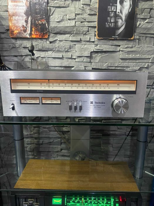 Piękny Tuner Vintage Technics Model ST-7300 Stan Idealny Cudo