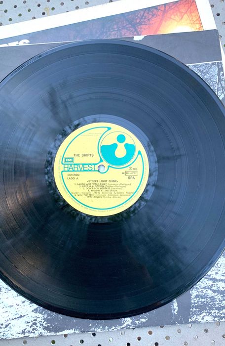 The Shirts – Street Light Shine LP