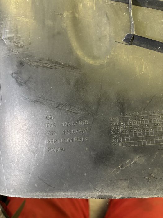 Opel Meriva B II 2 nadkole lewy przód lewe przednie
