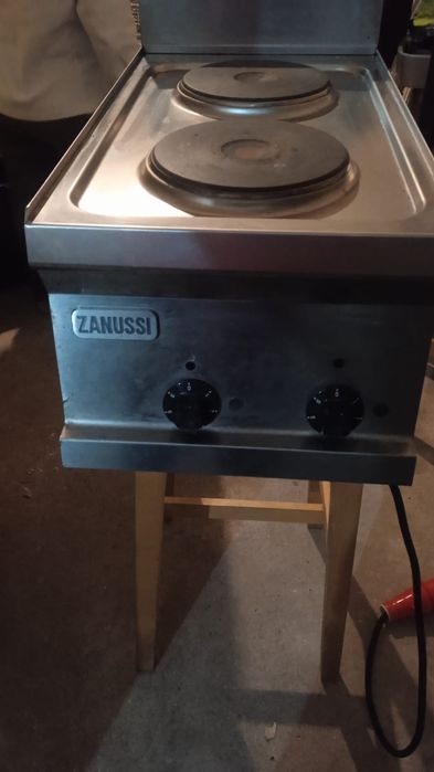 Fogão eletrico com 2 bocas