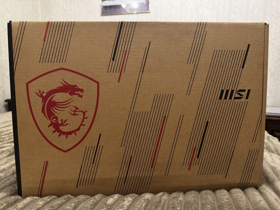 Приміальний ноутбук MSI GE66 Raider 12UHS 32/1tb