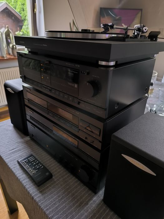 Zestaw audio Grundig z gramofonem