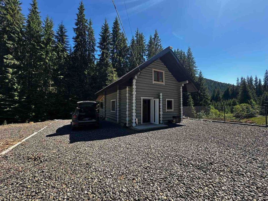 Продається дачний будинок в с. Синевир