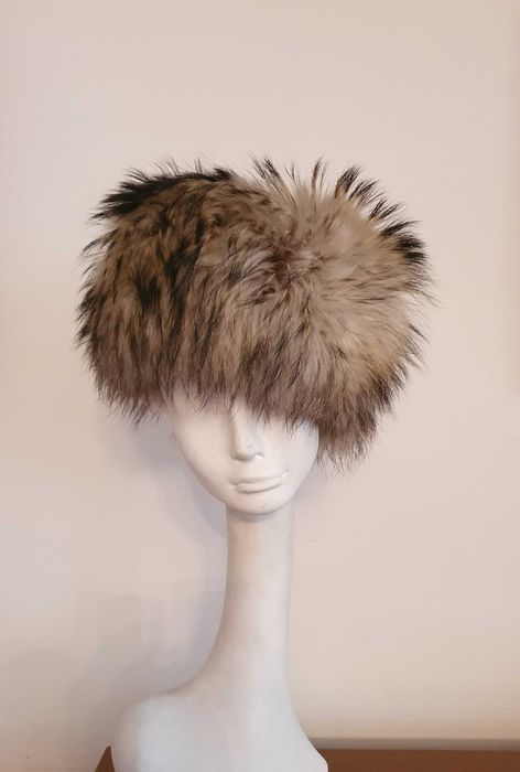 Czapka z jenota. Jenot futro naturalne (2)