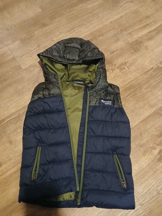 Bezrękawnik rozmiar 128