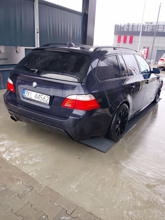 Sprzedam bmw e61 3.0 benzyna 270koni