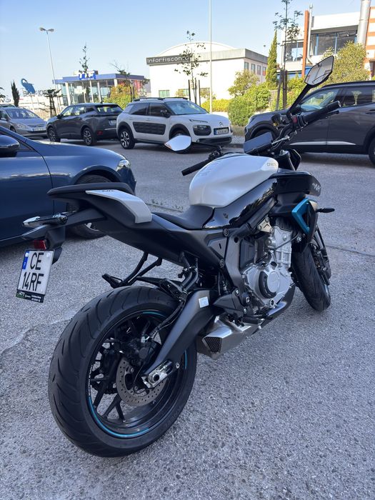 Mota CF Moto 675nk