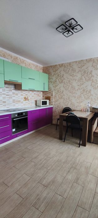 Вільна 1 к квартира Будівельників 13 !