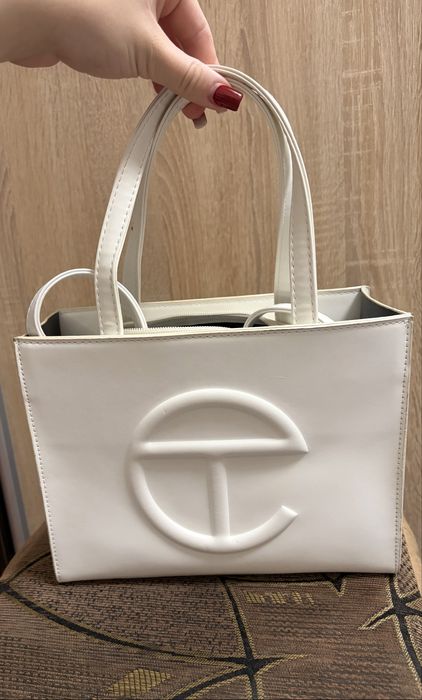 Продам білу сумку