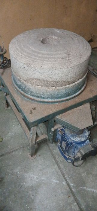 Moinho de milho eletrico