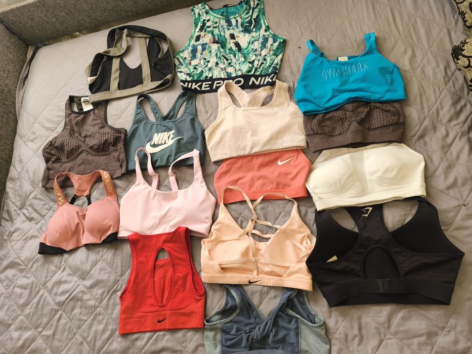 Спортивні топи Nike, Gymshark