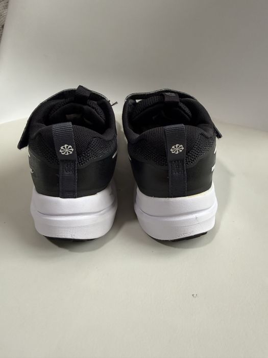 Кросівки nike 35