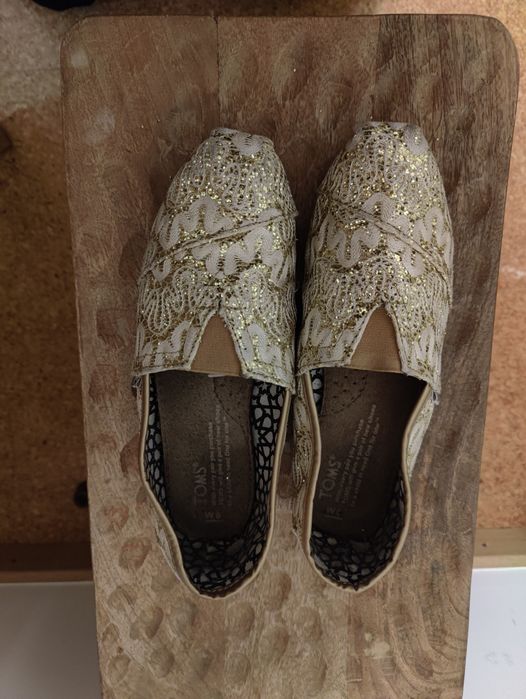 Sapatos confortáveis da Toms