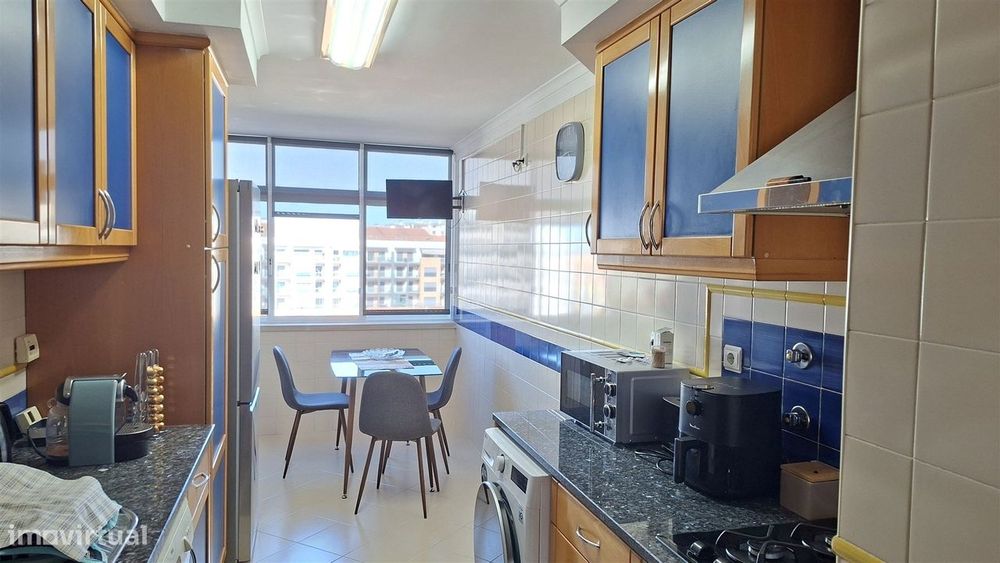 Apartamento T3 Venda em Carregado e Cadafais,Alenquer