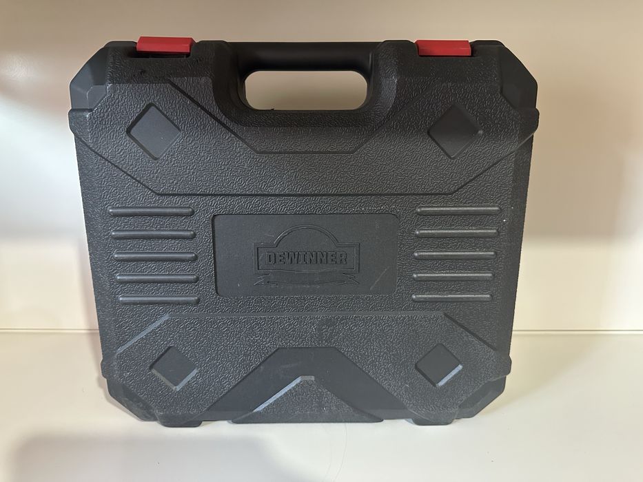 Wiertarko-wkrętarka udarowa DEWINNER Drill 710W