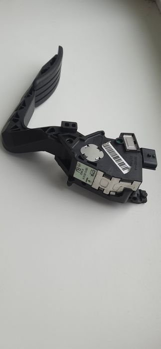 Педаль газа Renault Megane 3
