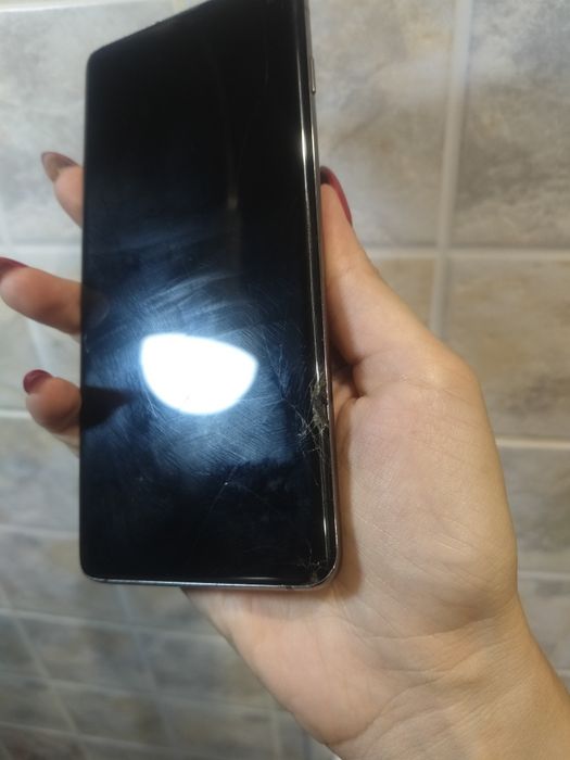 Samsung galaxy s10 8/128