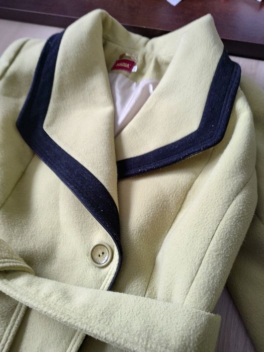 Plaszcz jasnooliwkowy XL