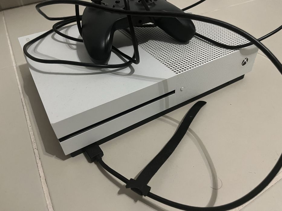 Xbox one S 500gb
