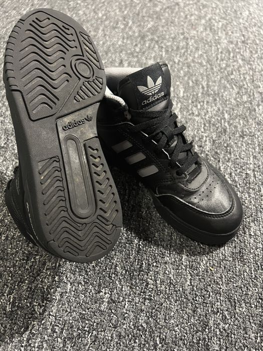 Дитячі кросівки Adidas 32р.