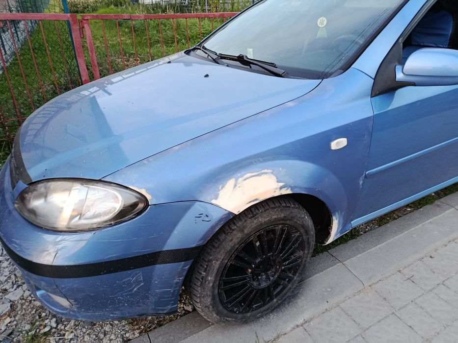 Продам автомобіль Шевроле лачеті