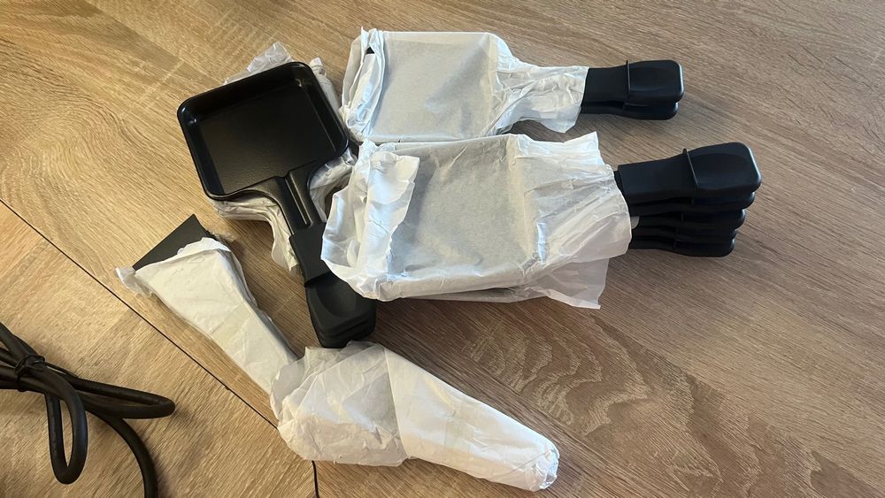 Grill stołowy, grill  raclette dla 12 osób Livoo