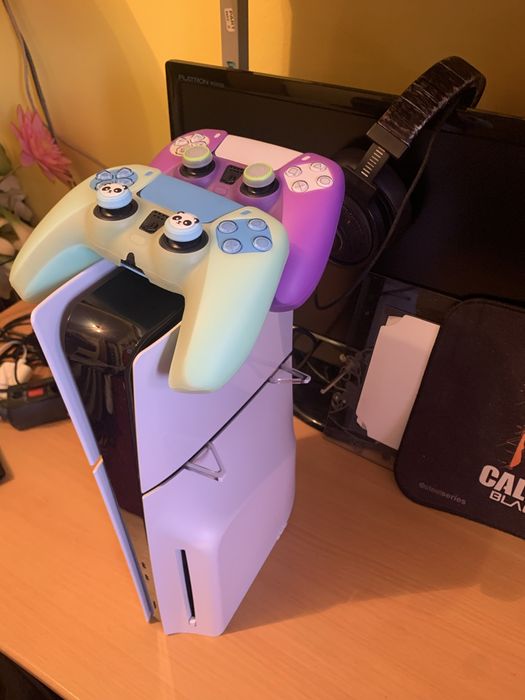 Ps5 slim blue-ray состояние новой.