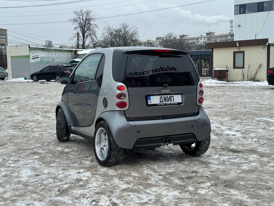 Smart Fortwo 2003 0.7 турбо в прекрасному стані
