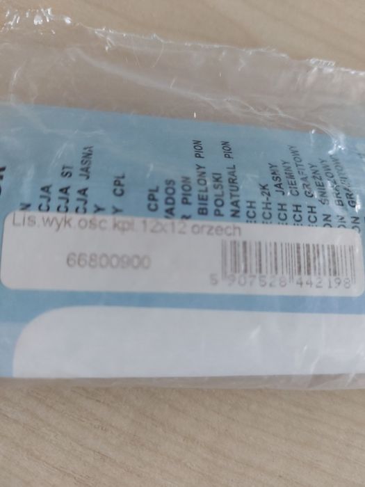 Listwy wykończeniowe do ościeżnic komplet .