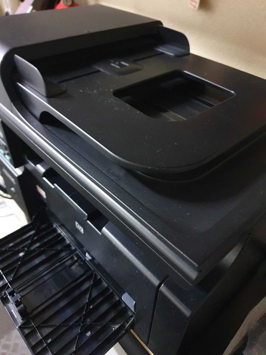 Impressora HP LaserJet Pro M1212nf MFP