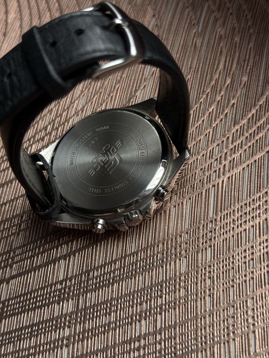 Чоловічий годинник Casio edifince 5451