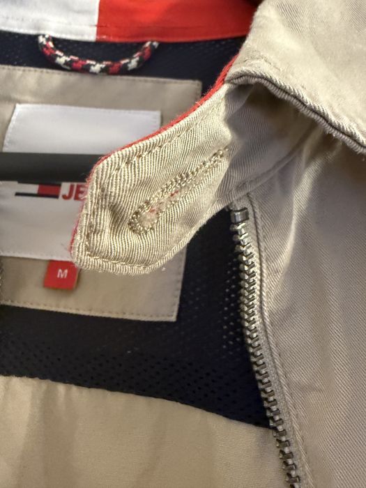 Kurtka wiatrowka bomberka Tommy Jeans