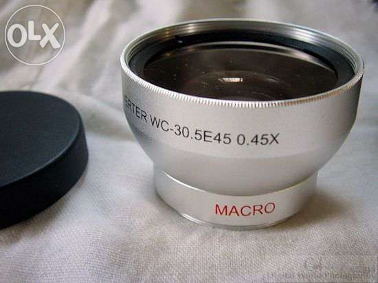 30.5mm Wide-Angle Lens 0.45x + Macro64750728708995120