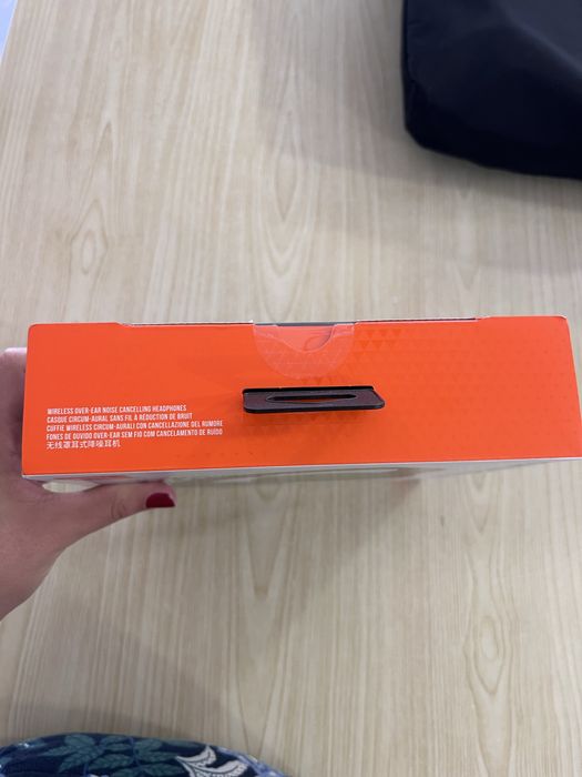 Auscultadores Bluetooth JBL T 770NC (Over Ear - Microfone - Noise Cancelling - Preto)
