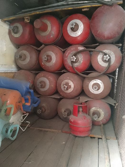 Продам газовые баллоны