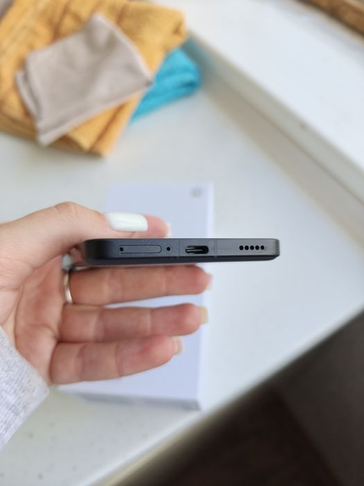 Продам Xiaomi 14T Pro Titan black