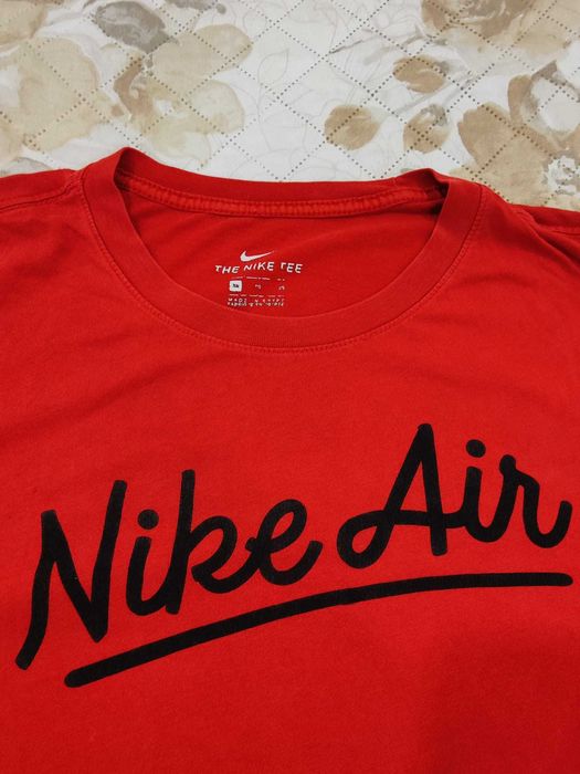 T-shirt Nike Air tam. XL em excelente estado