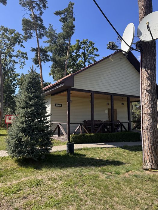 Продається на першій лінії Дніпра комплекс відпочинку в с.Сокирно