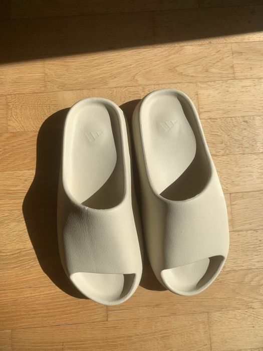 Klapki YEEZY SLIDE roz. 44