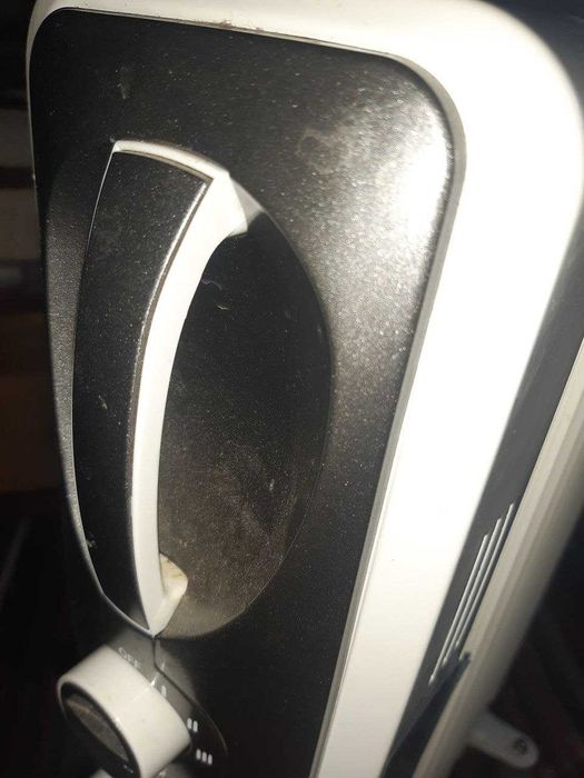 Масляний обігрівач Zanussi на колесах, б/у, рабочий, радиатор.