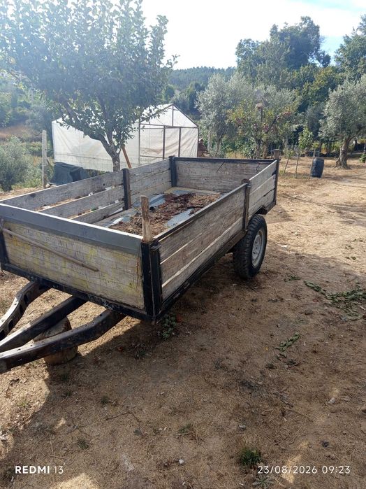 Reboque agrícola