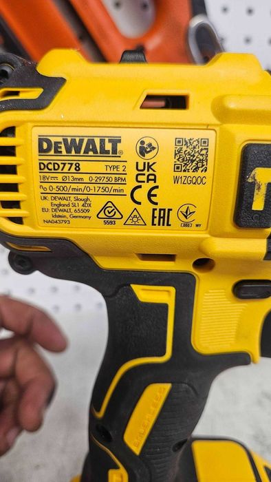 Wkrętarka akumulatorowa DeWalt DCD778NT 18 V + 1x2ah