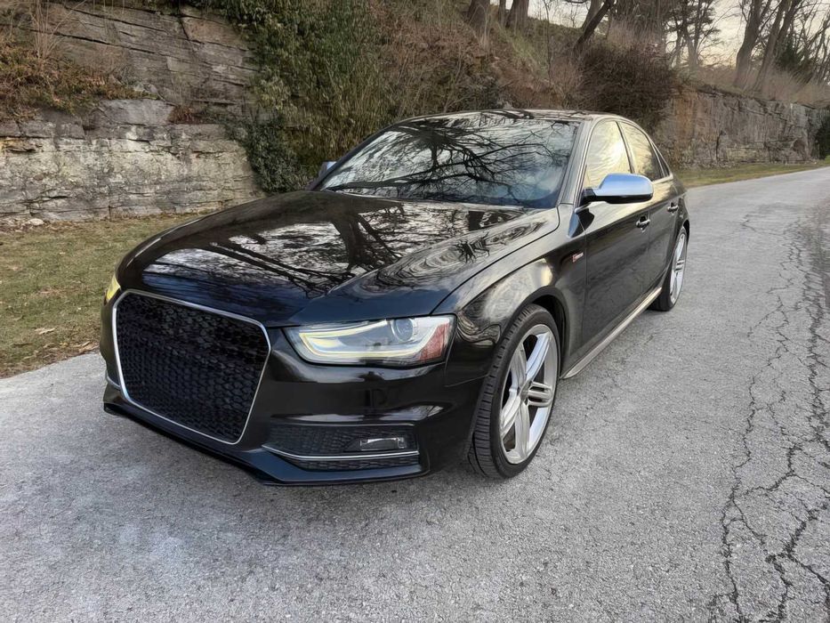 Audi S4 3.0T quattro Premium Plus      2014